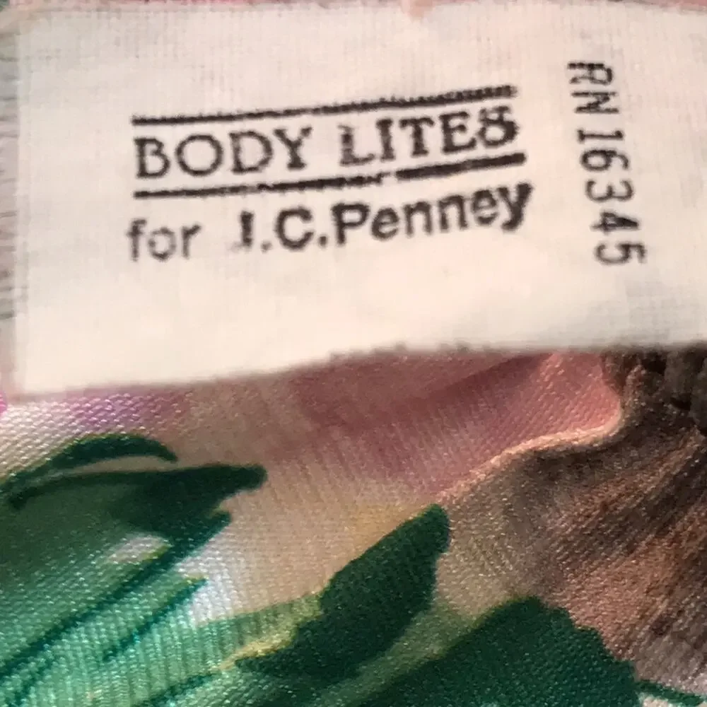 Body Lites Floral Half Slip. L - Picture 2 of 4